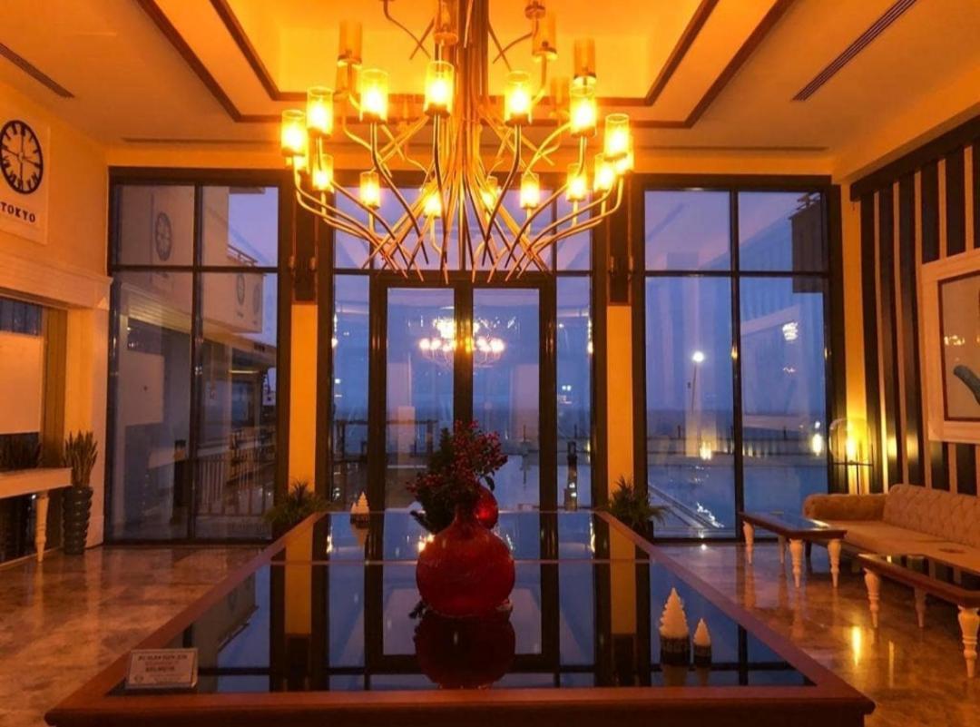 Blue Pier Hotel Коджаэли Экстерьер фото