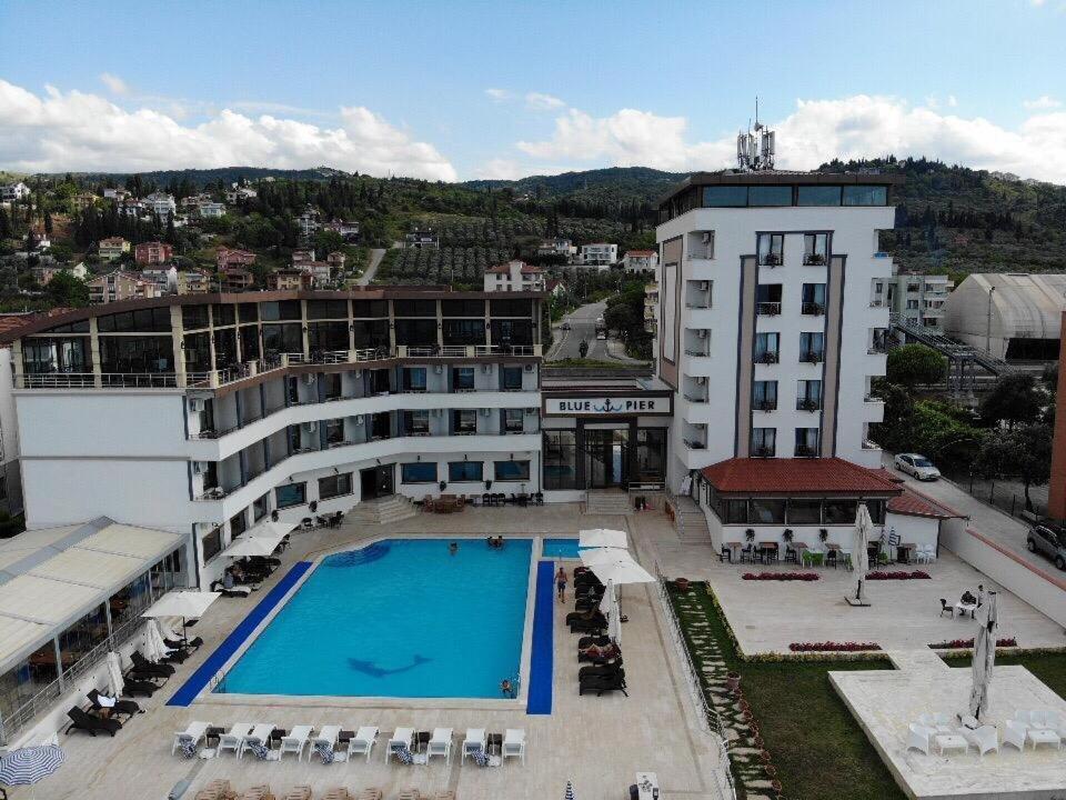 Blue Pier Hotel Коджаэли Экстерьер фото