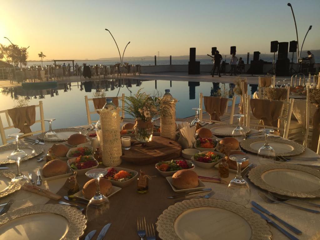 Blue Pier Hotel Коджаэли Экстерьер фото
