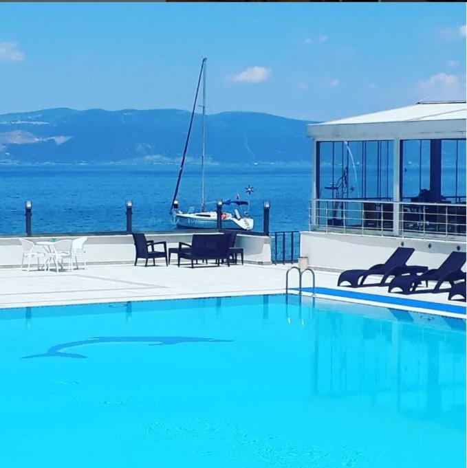 Blue Pier Hotel Коджаэли Экстерьер фото