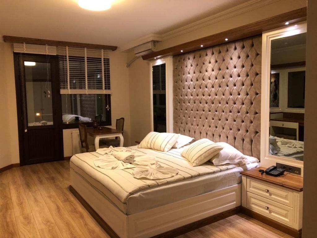 Blue Pier Hotel Коджаэли Экстерьер фото